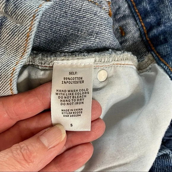 Blank Paige Lola Denim Button Fly Distressed Cutoff short  Shorts Size Small - Picture 5 of 6